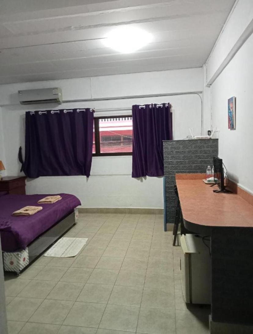 Pluemchai Guesthouse Джомтьен Экстерьер фото